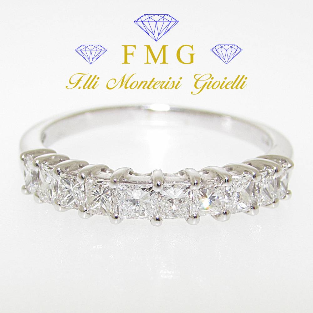 Anello modello veretta realizzato in oro bianco 750/1000 18 kt e diamanti taglio princess 1,10 ct -  colore G - purezza VVS1
